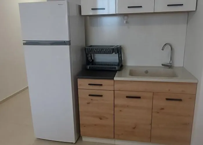 Santosha On The アパート ポモリエ